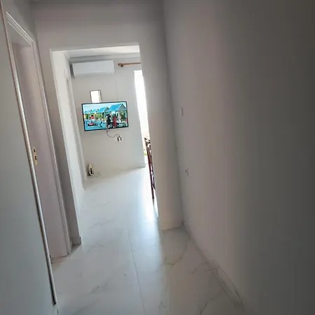 Shtepi Pushimi 2+1. For Rent *